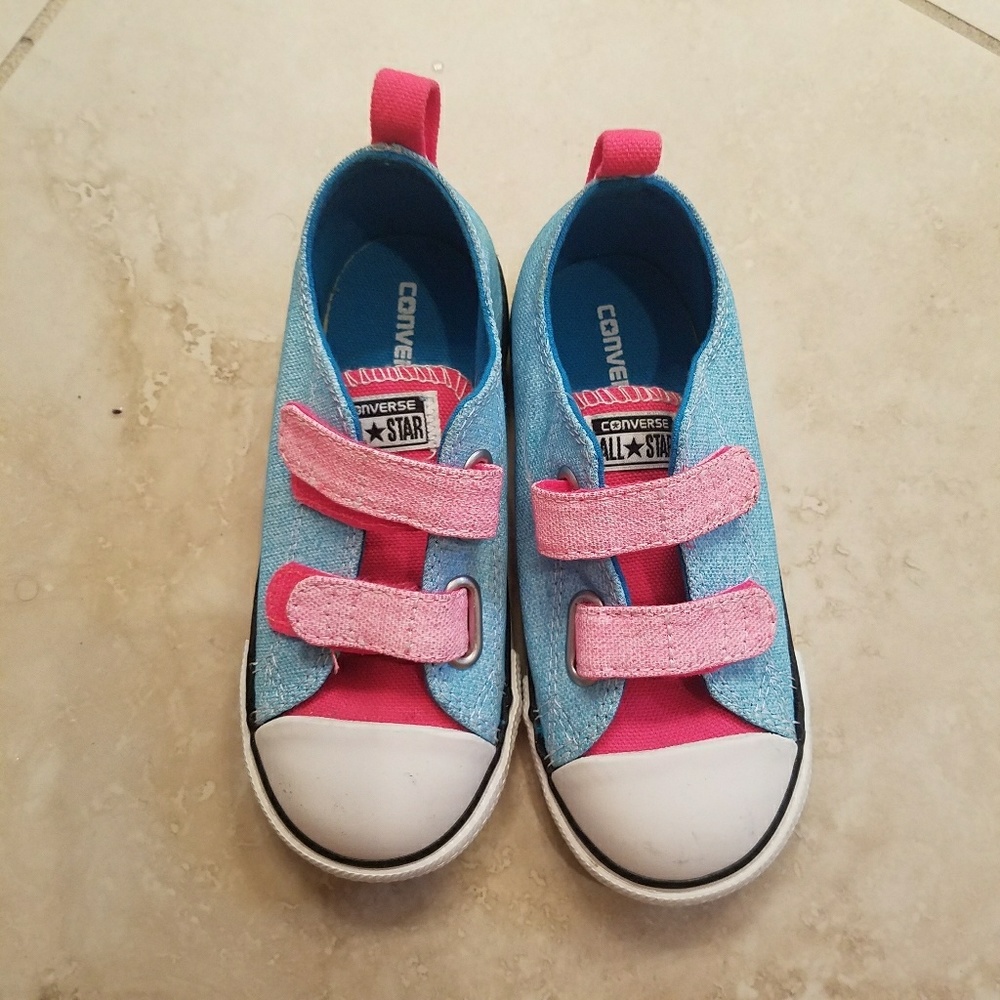 Converse girls sneakers.